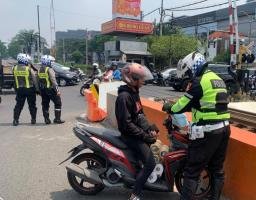 Satlantas Surabaya Gelar Operasi Zebra Semeru 2024, Ratusan Pelanggar Ditindak