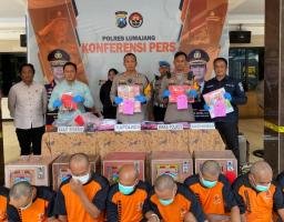 Polres Lumajang Ungkap Kasus Judi Amankan 11 Tersangka