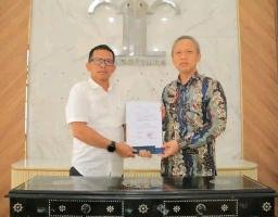 Pemkab Trenggalek dan Kanwil Kemenkumham Jatim Tandatangani Perjanjian Kerja Sama Hibah Lahan untuk Rutan Trenggalek