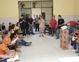 Tahanan Polrestabes Surabaya Laksanakan Ibadah Natal di Rutan Sat Tahti Polrestabes Surabaya