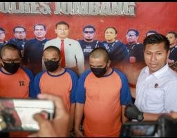 Polres Jombang Ungkap Jaringan Penyalahgunaan BBM Bersubsidi, 3 Tersangka Diamankan