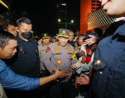 Kapolri Cek Pengamanan Perayaan Momen Tahun Baru 2025 di Bundaran HI