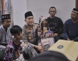 Polres Blitar Beri Layanan Trauma Healing untuk Keluarga Korban Mutilasi Koper Merah