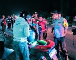 Polres Nganjuk Gelar Patroli SREG, Antisipasi Balap Liar dan Kejahatan Jalanan