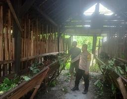 Polsek Lengkong Dukung Ketahanan Pangan, Bhabinkamtibmas Pantau Peternakan Warga