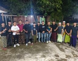 Tim Awak Media Surabaya Ziarah ke Halaman Yus Muhammad di Galis Madura: Kisah Perjalanan Spiritual dan Film Terbaru