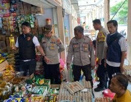 Sidak Satgas Pangan Polres Nganjuk Temukan Minyak Goreng Kemasan Berkurang Isi