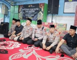 Tebarkan Kepedulian di Bulan Suci Ramadhan, Kapolrestabes Surabaya Gelar Bhakti Sosial di Ponpes Tahfidhul Qur'an Sunan