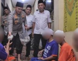 Kapolres Blitar Safari Ramadan, Buka Puasa Bersama Tahanan sebagai Wujud Kepedulian
