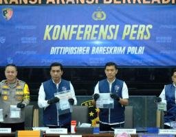 Polri Ungkap Sindikat Penipuan Online Berkedok Fake BTS dan SMS Blast, Dua WNA Cina Ditangkap di SCBD
