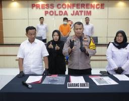 Polda Jatim Tetapkan Eks Ketua Salah Satu Ormas di Surabaya Sebagai Tersangka Kasus Asusila*