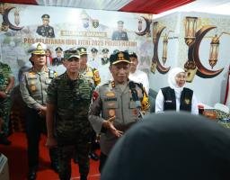 Tinjau Arus Mudik di Rest Area 575 A Ngawi Kapolda Jatim Himbau Pemudik Manfaatkan Posyan Untuk Istirahat