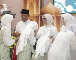 Sambut Idul Fitri Polda Jatim Laksanakan Sholat Id dan Gelar Halalbihalal