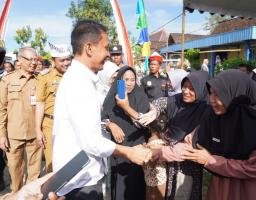 Bupati Medhayoh, Gimik Politik Penuh Kepentingan