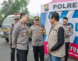 Wakapolda Jatim Tinjau Posyan Karanglo, Pantau Arus Balik Lebaran di Wilayah Malang Raya