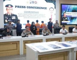 Polda Jatim Amankan Tiga Tersangka Pembuat dan Penyebar Video Hoax Catut Nama Gubernur