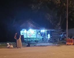 Diduga Lapak Narkoba Pasutri di Bangkalan, Transaksi Tersembunyi di Balik Warung Makan Dekat Pos Polisi