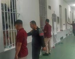 Ka.KPLP Kediri Bina WBP Door to Door, Ingatkan Hak Integrasi