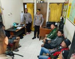 Operasi Pekat Polsek Wonocolo Tujuh Orang Berhasil Diamankan