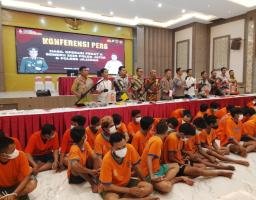 Polda Jatim Ungkap 1.863 Kasus dalam Operasi Pekat II Semeru 2025