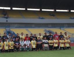 LDII Gresik dan Polres Gresik "Adu Strategi" di Lapangan, Sepak Bola Jadi Jembatan Keakraban