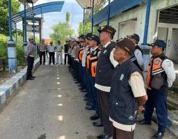 OPS GABUNGAN DI JALAN RAYA JRENGIK, SATLANTAS POLRES SAMPANG TILANG 137 PELANGGAR