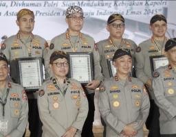 Kembali Raih Prestasi, Bidang Humas Polda Jatim Terima 3 Penghargaan dari Divisi Humas Polri