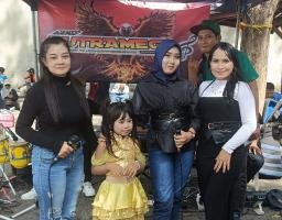 Suasana Gembira dan Meriah di Taman Hiburan Pantai Kenjeran, Penyanyi Cilik Dinda Queensya dan Vanesha Sukses