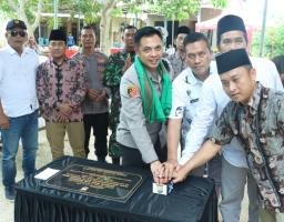 Polri Untuk Masyarakat : Polres Bangkalan Beri Bantuan Sumur Bor Atasi Krisis Air Bersih