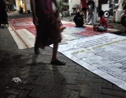 Warga RT 01/RW 08 tambak mayor baru gang 3 barat Gelar Malam Tirakatan dan Doa Bersama Pahlawan Nasional