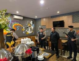 Polres Nganjuk Laksanakan Sterilisasi Hotel Jelang Kunjungan Menteri Perdagangan