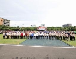 Polda Jatim Bersama Serikat Pekerja dan Buruh Gelar Apel Kebangsaan Jaga Stabilitas Kamtibmas