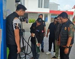 Polisi Bersama Pemkab Ponorogo Sidak Sejumlah SPBU Cek BBM Pertalite