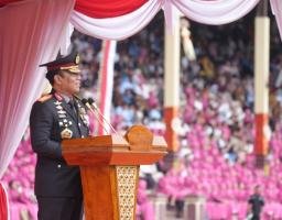 Wakapolri Komjen Dedi Prasetyo Raih Penghargaan Kepemimpinan Publik dari Fakultas Hukum Universitas Brawijaya