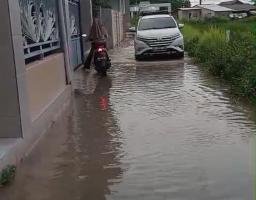 Warga Bulpanjeng Murka, Kepala Desa Tengket Dinilai Abai karena Tak Sediakan Drainase