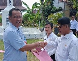 "Wakil Bupati Nias Selatan Serahkan 358 SK PPPK, Tekankan Dedikasi dan Integritas