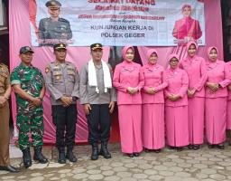 Perkuat Sinergi, Kapolres Bangkalan Gelar Kunjungan Kerja dan Dialog Kamtibmas di Polsek Geger