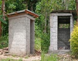 25 Unit Toilet di Desa Bukit Tinggi  "MANGKRAK" Dinas PKPLH Diam Biaya Ratusan Juta Belum Rampung Publik Soroti.