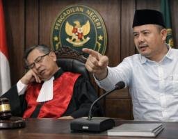 Dugaan Hakim Tertidur Saat Sidang di PN Surabaya, AMI Soroti Integritas Peradilan 