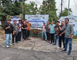 Hormati Dedikasi Almarhum Ade Maulana, Keluarga Besar VJB Berikan Santunan dan Doa Bersama