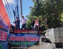 Tak Cukup Minta Maaf, AMI Tekan PKS Pecat Aboe Bakar ! Wajib Sujud Maaf ke Ulama Madura