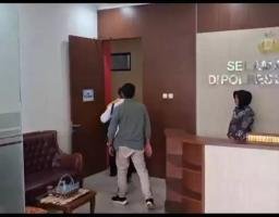 KPK Periksa 13 Saksi di Polres Bangkalan, Kasus Hibah Pokmas Jatim Terus Dikembangkan