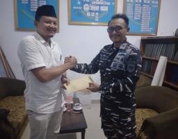 Tim SFQR Lanal Batuporon Amankan 311 Ball Rokok Diduga Ilegal, Diserahkan ke Bea Cukai