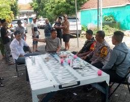Semangat Berbagi, DPP Aliansi Madura Indonesia Sembelih 1 Sapi dan 5 Kambing untuk Warga Sekitar