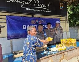 Peringati Hari Bhayangkara ke-80, Polsek Pabean Cantikan Bagikan Sembako untuk Warga dan Jukir