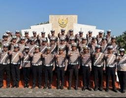 Kasat lantas memimpin Ziarah Lalu Lintas dalam rangka HUT Lantas Ke 71