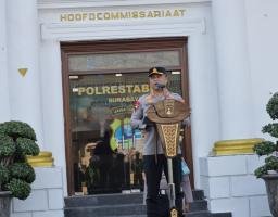 Demi Keselamatan Bersama: Polrestabes Surabaya Resmi Berlakukan Kembali Tilang Manual