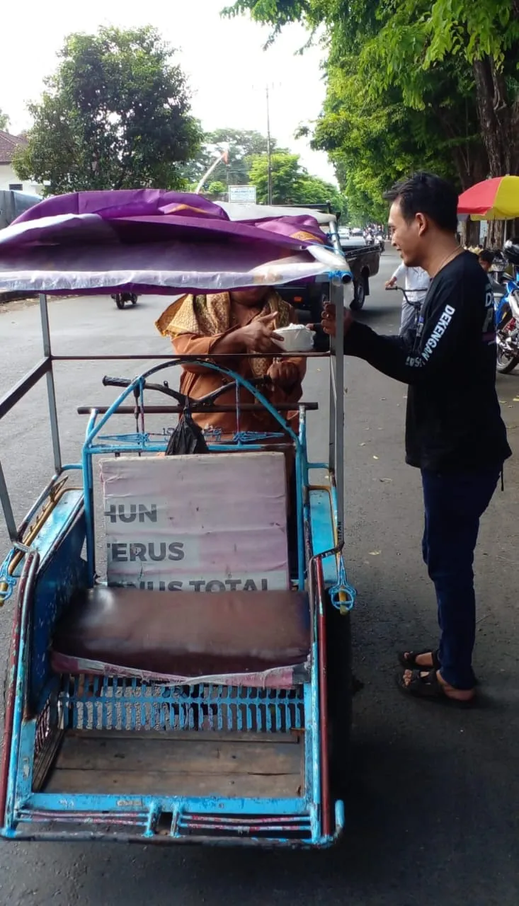 Jumat Berkah, Tumbuhkan Semangat Berbagi Walau dengan Sedikit Rezeki
