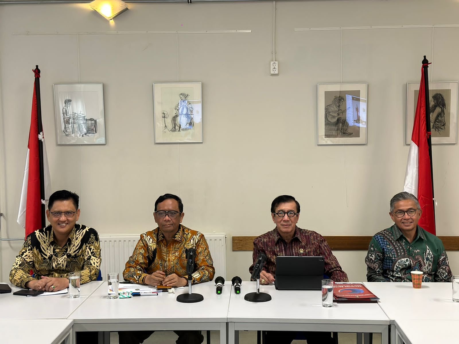 Menkopolhukam dan Menkumham Temui Eks MAHID di Belanda Bahas Kewarganegaraan dan Repatriasi