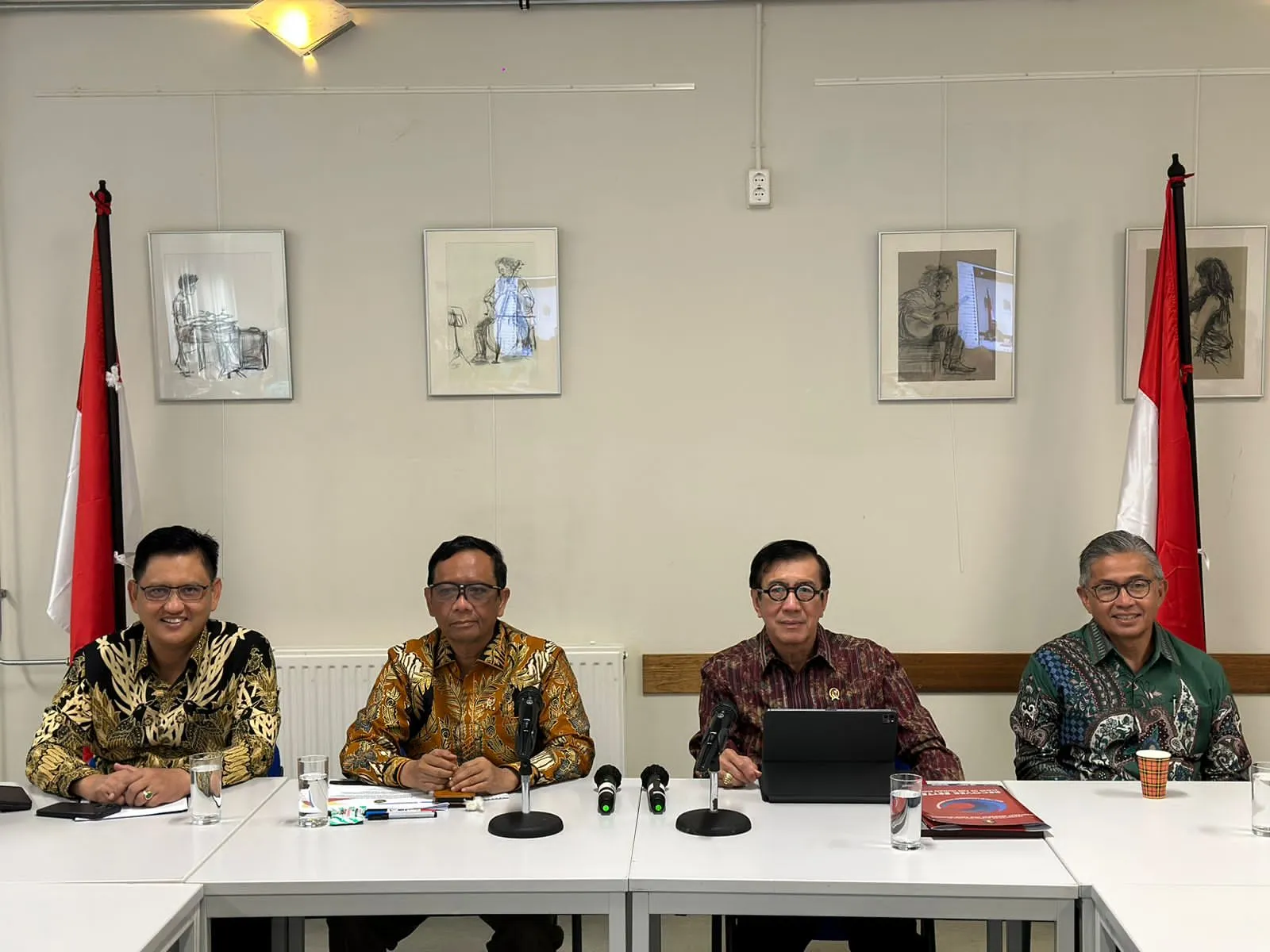 Menkopolhukam dan Menkumham Temui Eks MAHID di Belanda Bahas Kewarganegaraan dan Repatriasi